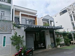 Nhà đẹp trần xuân soạn, quận 7  3 tầng  giá chỉ 15.5 tỷ  diện tích 112m2 ( 7,2x15 )