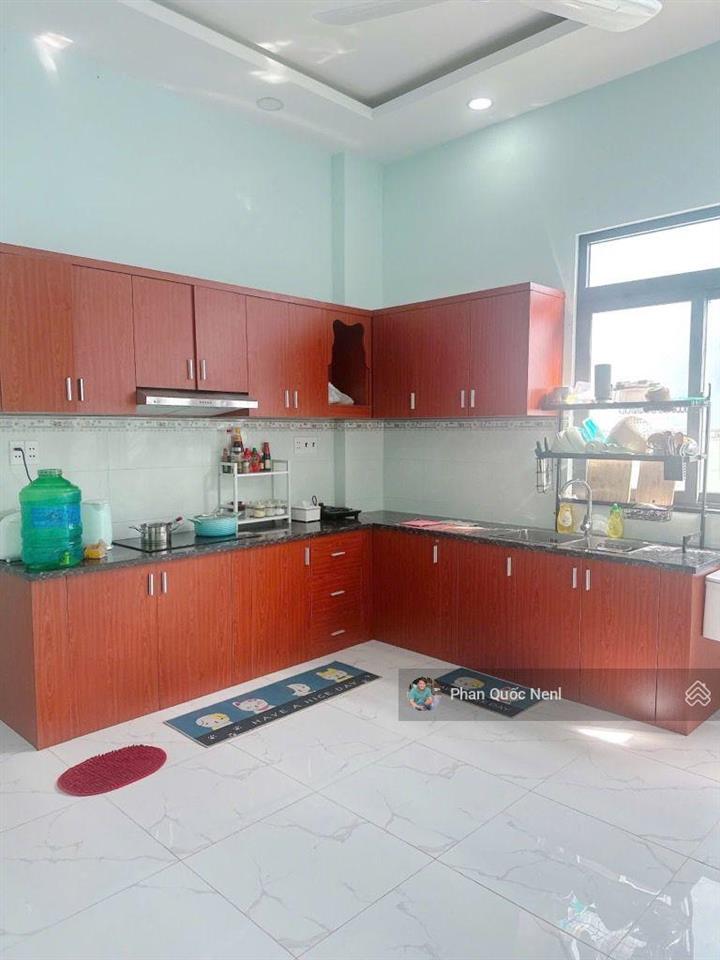 Căn hộ dịch vụ, dòng tiền 40 triệu/tháng gần lovera part, chỉ 9,99 tỷ, 100m2 (5x20m), 5 tầng