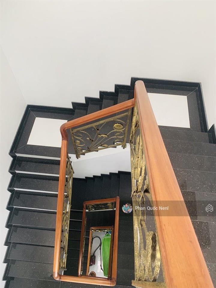 Bán nhà phạm thế hiển,quận 8  chỉ 7,8 tỷ 100m2(5x20) 4 tầng  nhà đẹp ở ngay