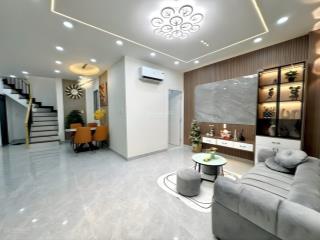 Bán gấp trong tuần | lạc long quân | dt 42m2 | chủ tặng full nội thất | nhà mới btct | chỉ 4 tỷ 9