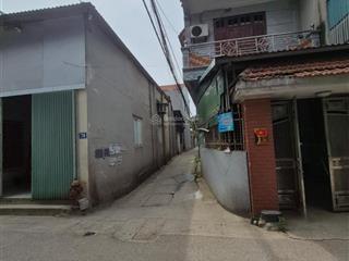 Bán gấp nhà liên ninh dân xây diện tích rộng sát quốc lộ 1a giá 5.1 tỷ