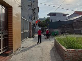 Bán gấp mảnh đất thôn 3 vạn phúc ô tô vào đất diện tích rồng 80m giá 4.47 tỷ