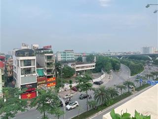 Chính chủ bán nhà đẹp long biên  100m², tháng máy, kinh doanh, ô tô 2 chiều.