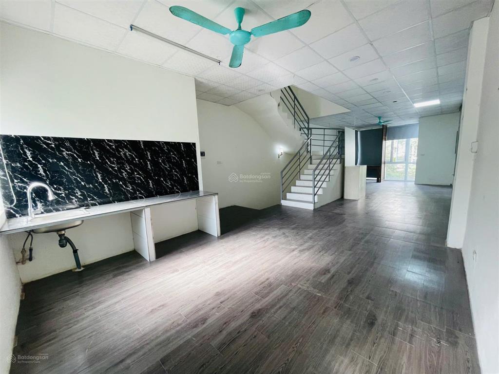 Sốc! cho thuê liền kề phù hợp làm văn phòng giá siêu hợp lí tại kđt xuân phương