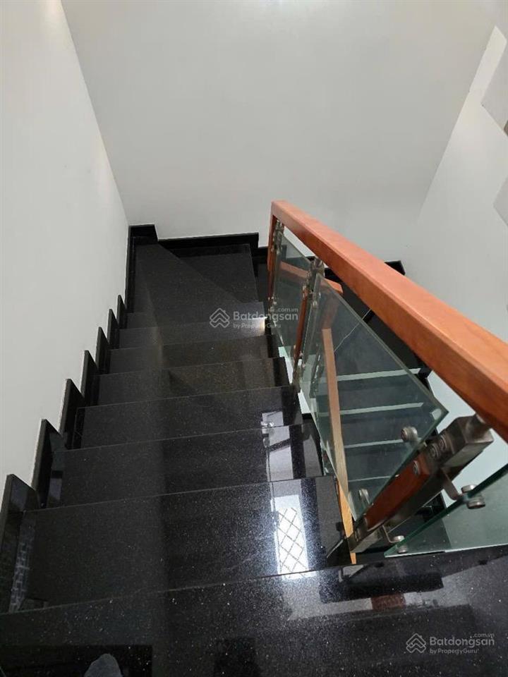 Bán nhà hẻm như mặt tiền đường chiến lược quận bình tân 4x16 5 tầng 8,1 tỷ