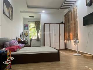 Bán nhà mặt tiền lâm văn bền quận 7, 2 tầng, 5x22m, 3pn, 2 góc mt kinh doanh tốt