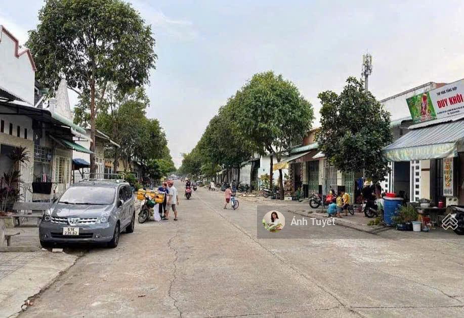 Thanh lý dãy trọ 24 phòng 420m2 giá 700 triệu, ngay kcn tân tạo thu nhập 40 triệu/tháng