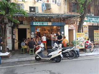 Chuyện về viên ngọc ẩn mình giữa lòng phố cổ. mặt phố, vị trí đắc địa 30m2, 8,1 tỷ