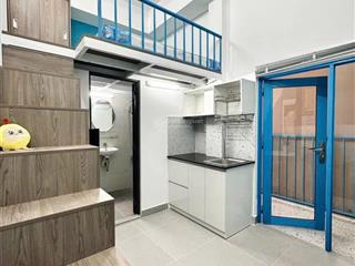 Cho thuê phòng full nội thất  có ban công thoáng mát sát vách các trường đại học lớn