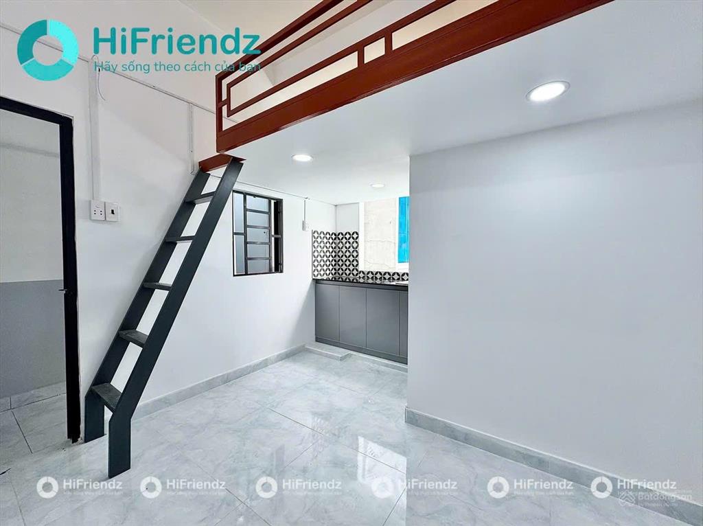 Cho thuê phòng mới 100%  cửa sổ trời siêu thoáng mát nằm ngay trung tâm sát vách các trường đh lớn