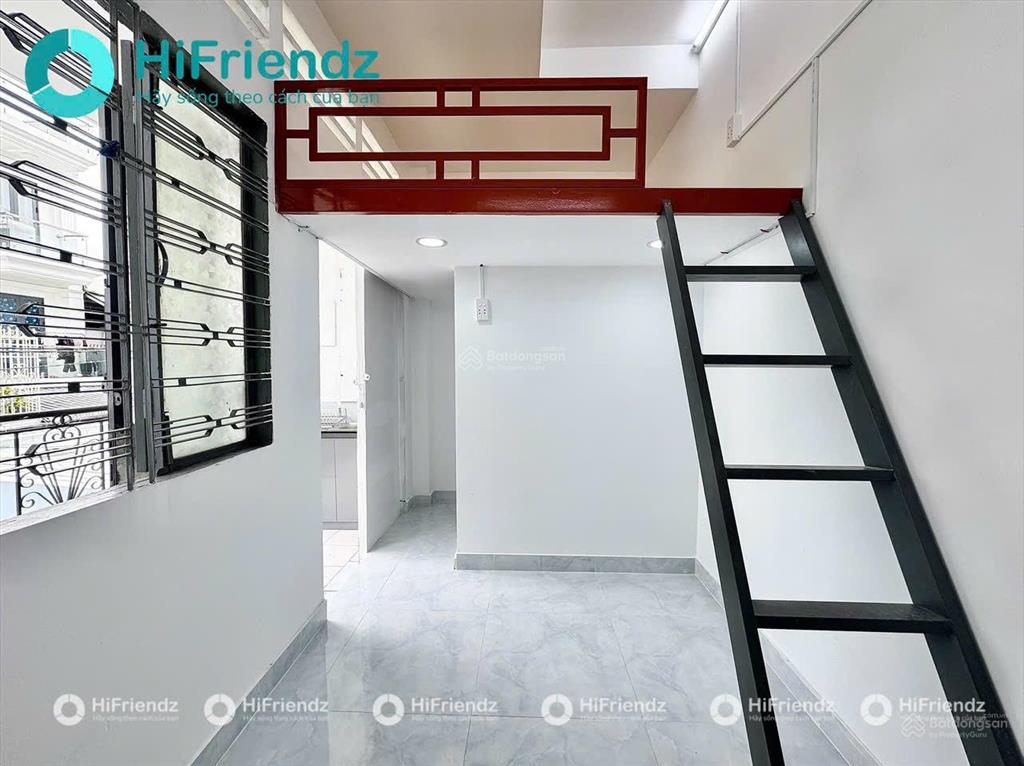 Cho thuê phòng mới 100%  cửa sổ trời siêu thoáng mát nằm ngay trung tâm sát vách các trường đh lớn
