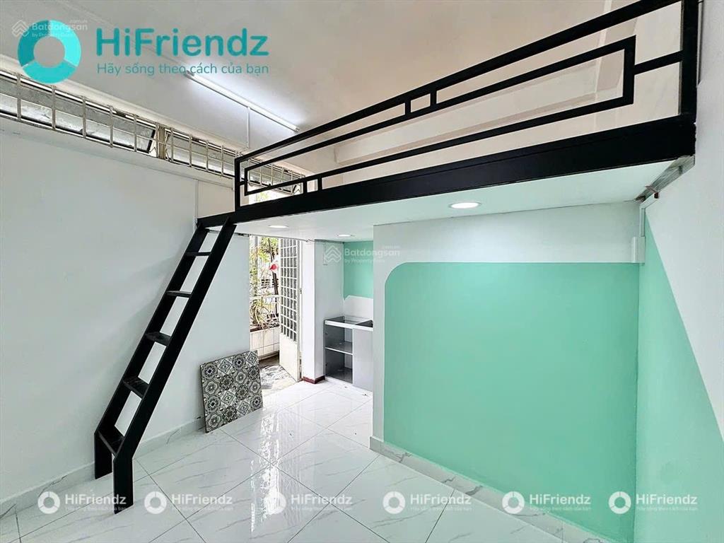Cho thuê phòng mới 100%  cửa sổ trời thoáng mát  gác cao nằm ngay trung tâm quận bình thạnh