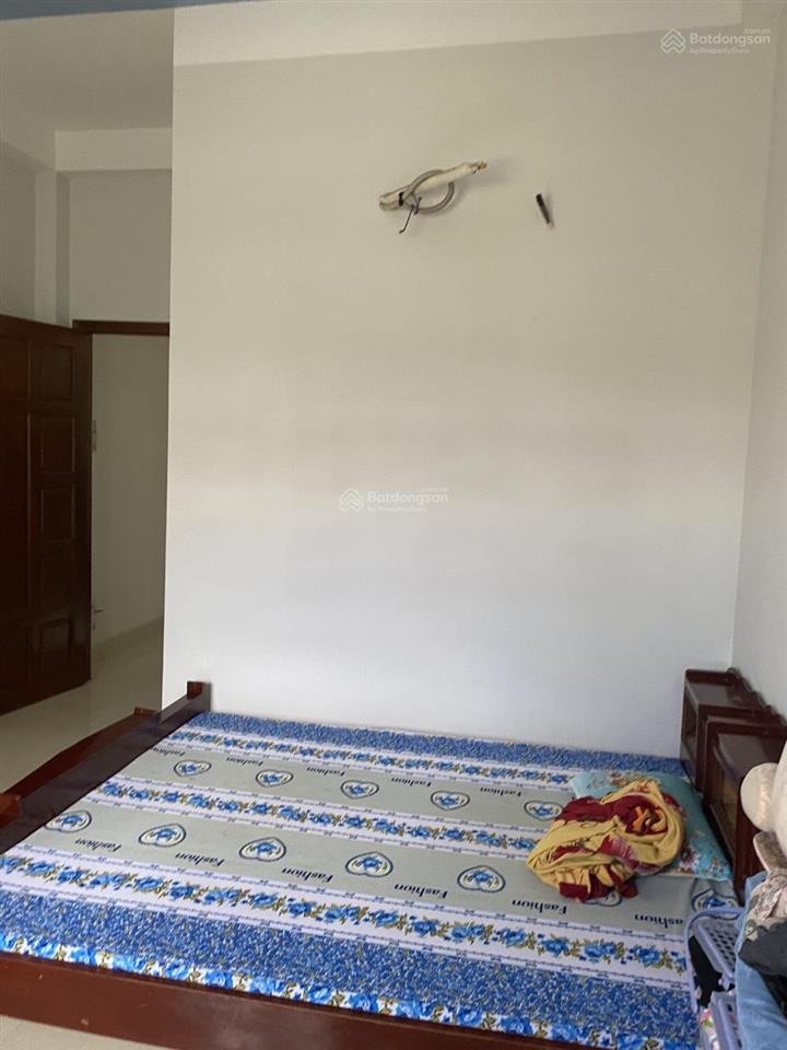 Nhà riêng 1/ ngắn trần thị hè q12. dt 4*17 1trệt2lầu. sân rộng xe hơi đậu trong nhà, giá 5,95tỷ tl