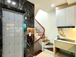 Bán nhà cổ nhuế, nhà mới, lô góc, thang máy, ngõ thông thoáng, 39m2, mt 3.5m, 9.05 tỷ