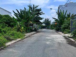 Em có vài lô đất giá cực tốt tại đường 8 long phước.2.19 tỉ / 60m2 lô sạch, đẹp, hỗ trợ vay nh 70%