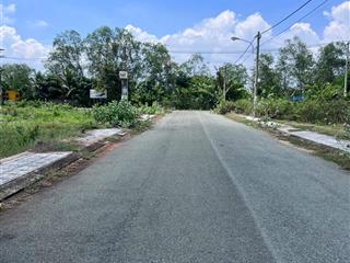 Em có vài lô đất giá cực tốt tại đường 8 long phước. 1.99 tỉ / 50m2 lô sạch, đẹp, hỗ trợ vay nh 70%