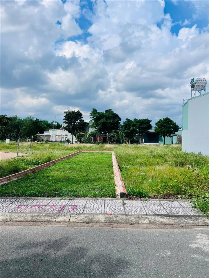 An viễn phùng hưng dt 94m2 shr, giá tốt, hỗ trợ vay bank 70%. gọi em thọ 0906 870 *** xem thực tế.