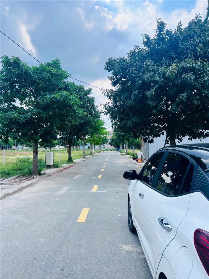 An viễn phùng hưng dt 94m2 shr, giá tốt, hỗ trợ vay bank 70%. gọi em thọ 0906 870 *** xem thực tế.