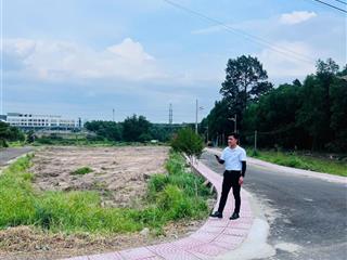 Bán lô đất góc 153m2 sẵn ( 100m2 tc ) ở kdc ap  long thành, 20 triệu/m2, có thương lượng