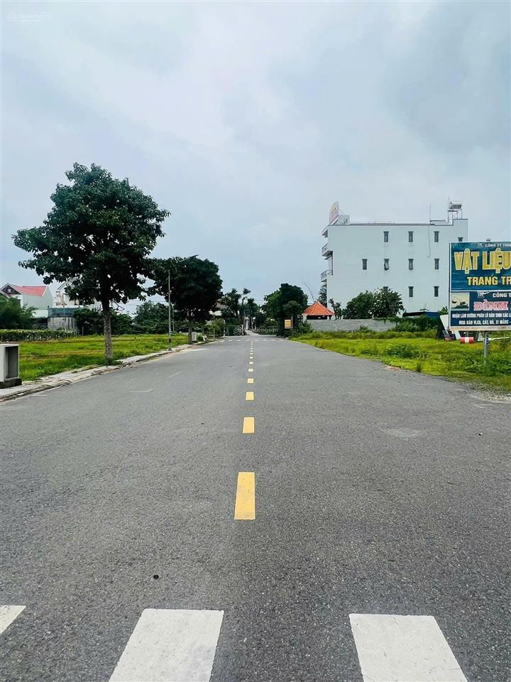 Bán rẻ nền đất mt đường 12m thấp hơn 100tr so với các lô đường 8m. kdc phùng hưng, an viễn