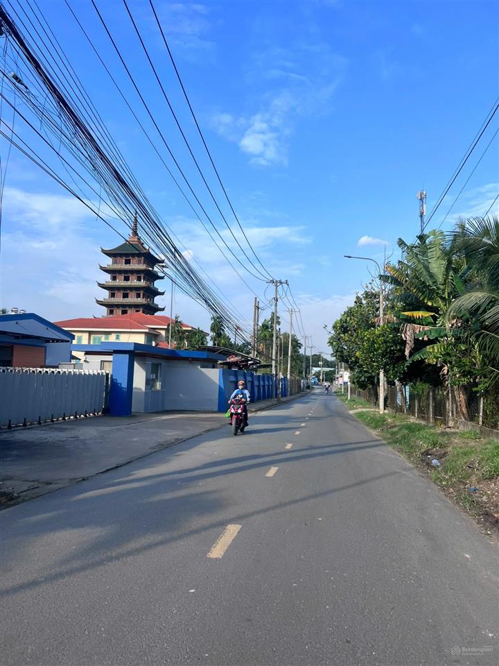 Đất an phước, cách sân bay long thành 15 phút. gần nút lên cao tốc. 100m2, giá 1,5 tỷ