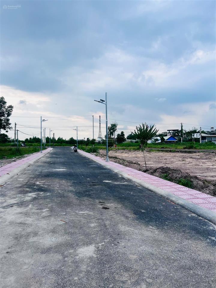 Đất an phước, cách sân bay long thành 15 phút. gần nút lên cao tốc. 100m2, giá 1,5 tỷ