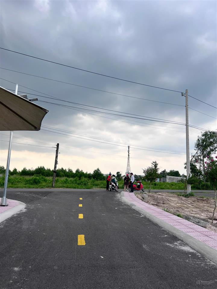 Đất an phước, cách sân bay long thành 15 phút. gần nút lên cao tốc. 100m2, giá 1,5 tỷ