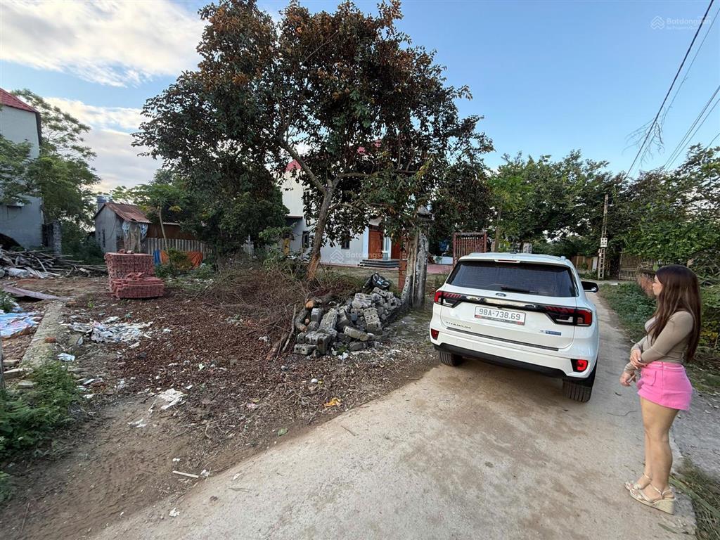 Khe thoáng 3m, trục liên thôn xe tải, sẵn sổ chuyển nhượng trong ngày.