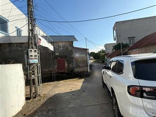 2 mặt tiền  sẵn sổ chuyển nhượng.