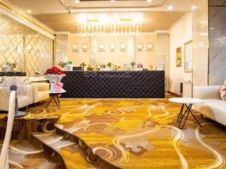 Khách sạn hẻm nhựa xe hơi cmt8 q3  8,5x25  212m2  hầm 7 tầng thang máy hđt 150tr/th gía 35 tỷ