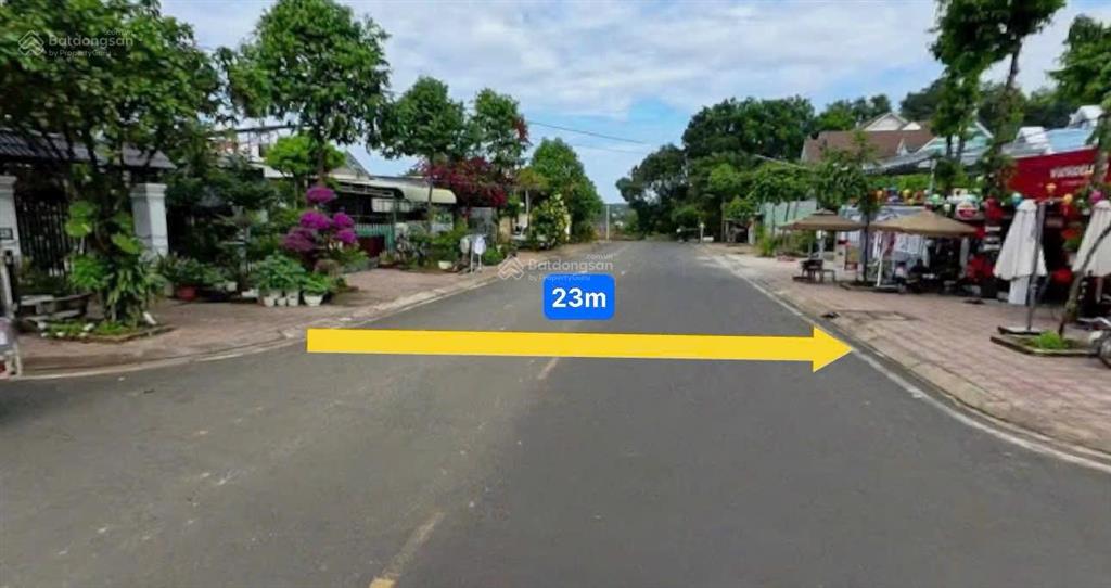 Nhà lô góc 133,2m2 mặt tiền đường nguyễn chí thanh, tân phú, đồng xoài, bình phước  giá chỉ 1,8 tỷ
