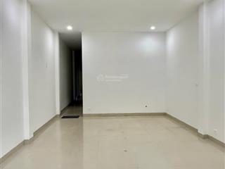 Bán nhà 3 tầng nguyễn hữu cầu có 8 phòng khép kín.cho thuê có dòng tiền 2830tr/ tháng.