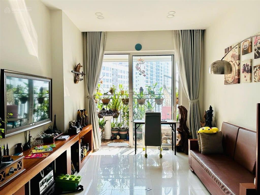 Cần bán căn hộ cao cấp view sân bay căn hộ golden mansion cdt novaland diện tích lớn 103m2