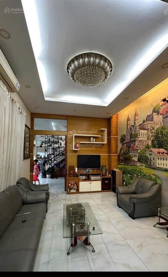 Nhà mới 4 tầng dt (4m x 17m)  khu biệt thự kiều đàm, p. tân hưng, q7