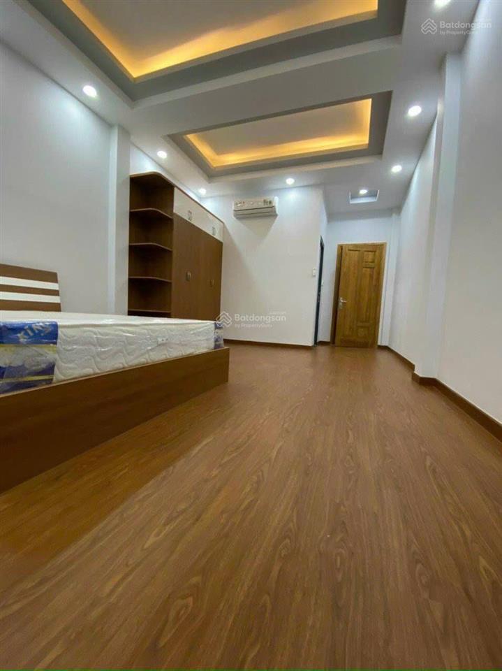 Bán nhà 3 lầu đường số p. tân quy (dt 4m x 20m) giá tốt