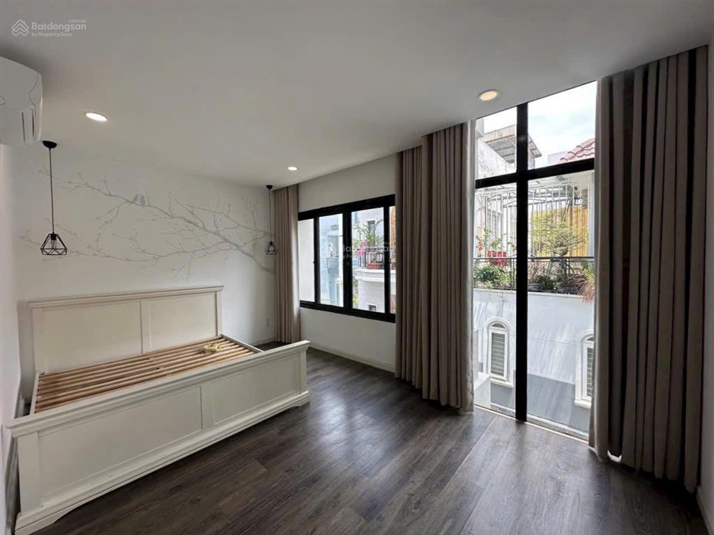 Nhà 3 tầng (4pn  4wc) hẻm 8m lâm văn bền, p. tân kiểng, q7