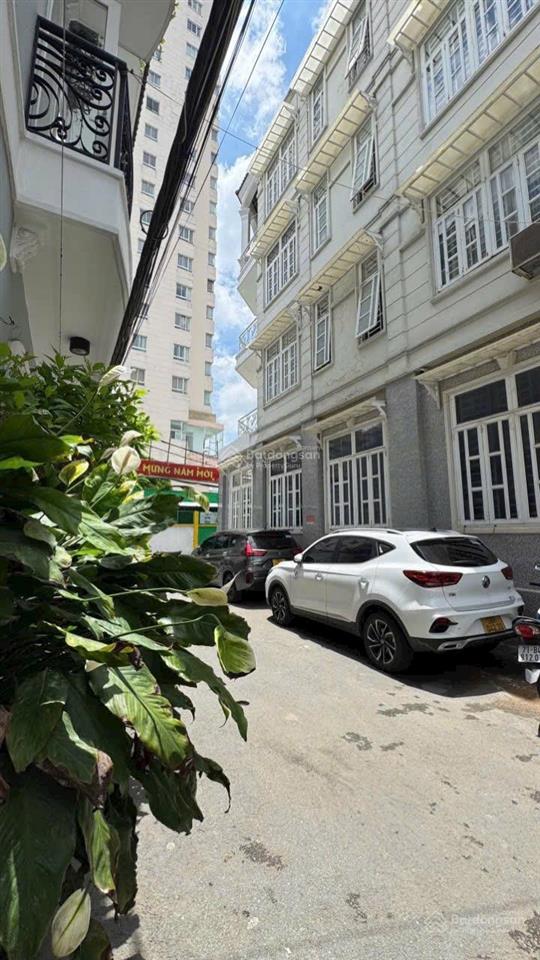 Nhà 3 tầng (4pn  4wc) hẻm 8m lâm văn bền, p. tân kiểng, q7