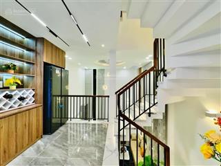Cần bán nhà chu văn an, bình thạnh. 64m2, đang cho thuê 17 triệu/tháng, shr, hẻm xe hơi