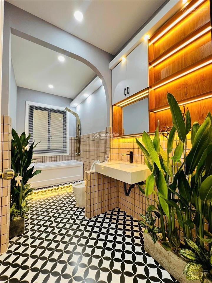 Nhà trung tâm giá tốt 71 m2, đ. cây điệp, p đa kao, quận 1, đang cho thuê 25tr, sổ sẵn