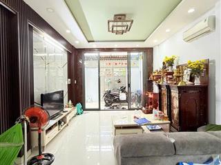 Nhà 4x15, 4 tầng, 5pn mới, sổ vuông, trước nhà hẻm rộng, ngay huỳnh v. bánhtrần huy liệu142tr/m2