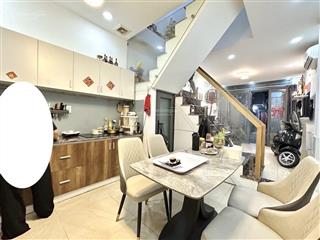Bán nhà đẹp gần cầu thị nghè, ngã tư hàng xanh. nhà 42m2, hẻm 3.5m, oto cách nhà 3 căn.