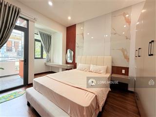 Nhà đẹp, 42m2, 4 phòng ngủ đủ nội thất mới  hẻm ô tô thông, ô tô vào  nhà sát bên khu d