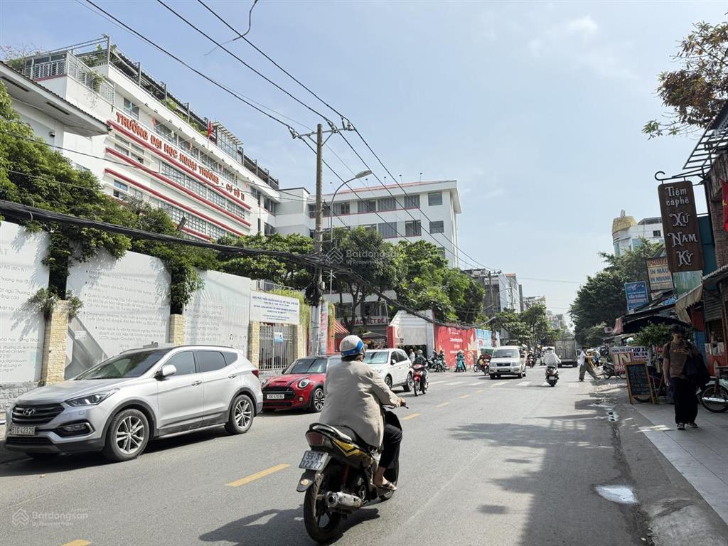 Thửa đất 4.5m x 15m, sổ vuông a4. ngay sau đh ngoại thương, p. 25 bình thạnh, chỉ 7,5 tỷ