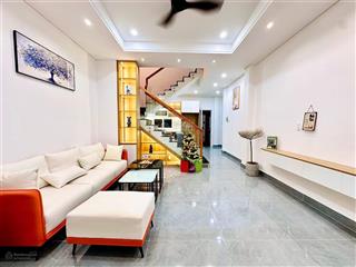 Nhà 4 tầng, 50m2 sổ vuông vắn, nở hậu, ngay p.1 phú nhuận, cách đúng 1 căn ra hẻm xe hơi 6m