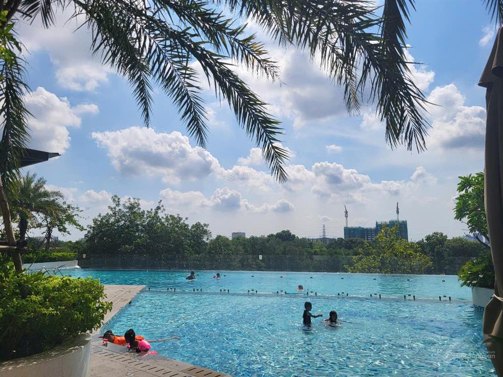 Cho thuê căn hộ studio view hồ bơi giá chỉ 4tr , gần aeon mall, chợ lái thiêu