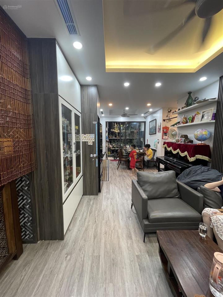 Bán cc 3pn 2wc tại 87 lĩnh nam, 6,34 tỷ, 90 m2, q. hoàng mai, hn