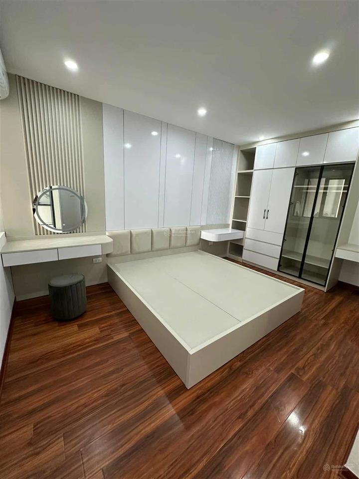 Căn hộ cc 3pn 2wc, 105m2, 8,6 tỷ tại lĩnh nam, hoàng mai, hà nội