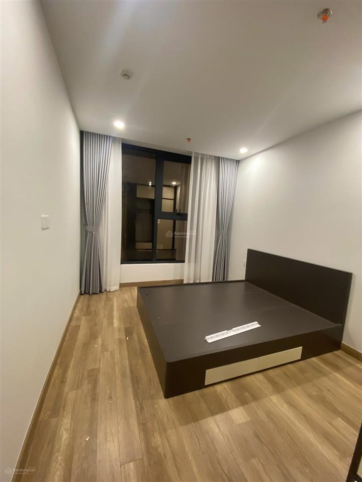 Bán căn hộ the wisteria , đường 32 , hoài đức ,cạnh ga nhổn full nội thất vào ở ngay giá chỉ 7,7 tỷ