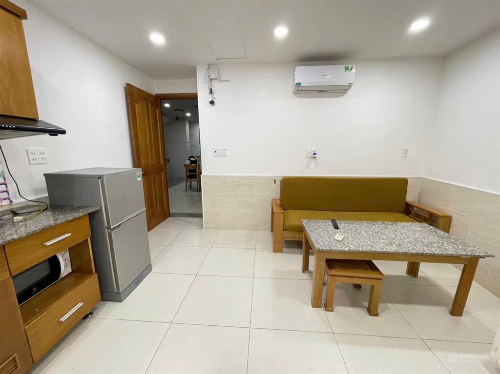 Cho thuê phòng studio tách bếp, cửa sổ thoáng q4 gần cầu kênh tẻ, cầu ông lãnh, cầu calmette