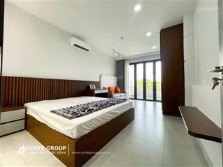Khai trương siêu phẩm! căn hộ tách bếp nội thất đầy đủ đối diện công viên lê văn tám